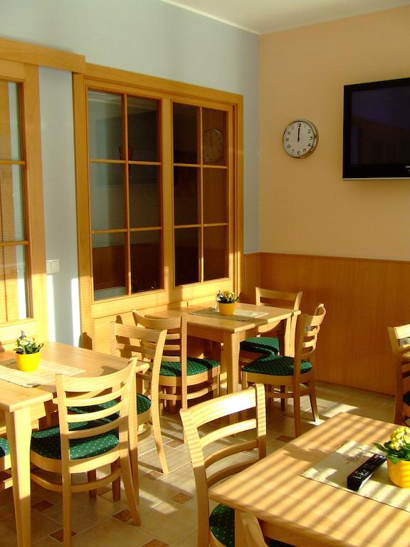 Guest House Pri Gondoli Maribor Exterior photo